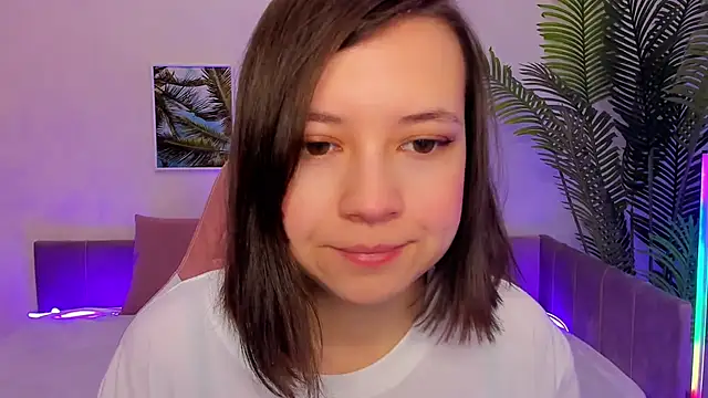 Lina Brownie online show from 03.17.25