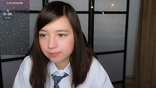 Lina Brownie online show from 10.28.25