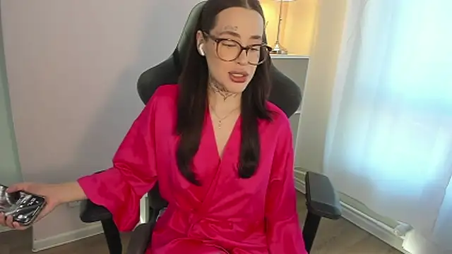 fuckdoll 18 online show from 03.18.26