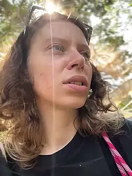 Snapshot of RinaMood chatting on 02.22.26 RinaMood online show from 02.22.26