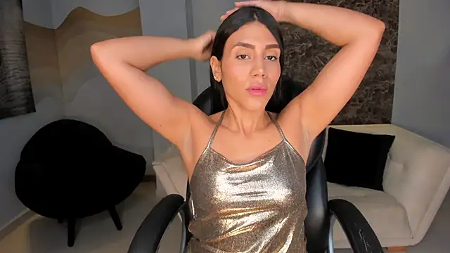 Snapshot of CharlotteCox_ chatting on 12.31.24 CharlotteCox  online show from 12.31.24