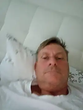 johnnym1 online show from 11.25.25