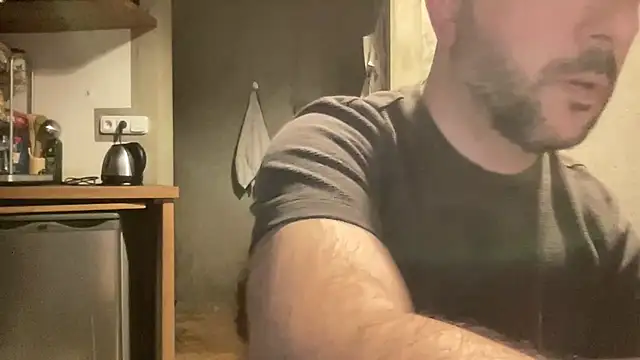 Snapshot of RedDante89 chatting on 05.21.26 RedDante89 online show from 05.21.26