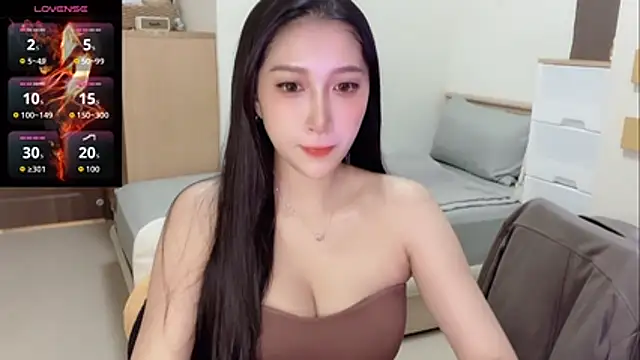 yu5888 online show from 11.08.25