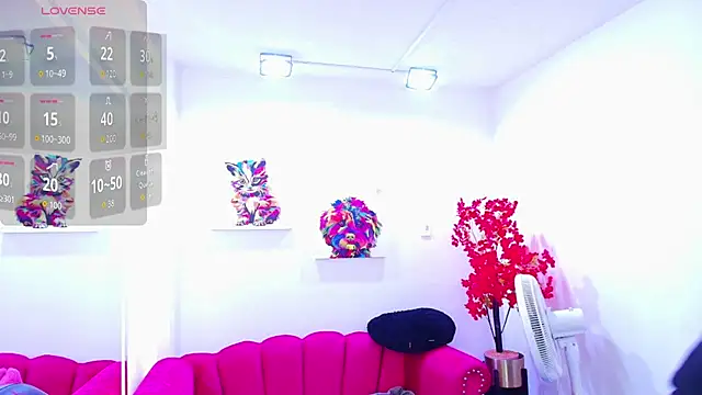 Snapshot of Miss_dolly_ chatting on 04.09.26 Miss dolly online show from 04.09.26