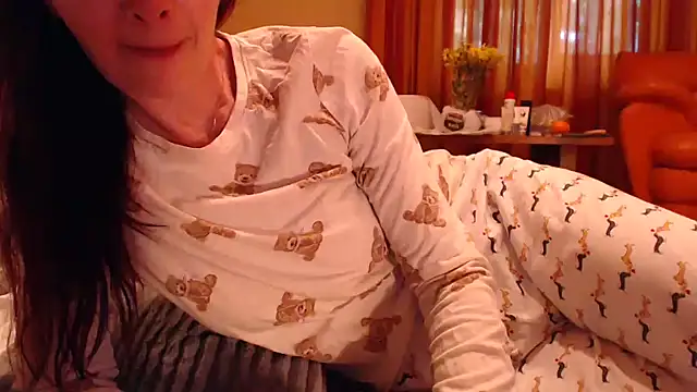 Snapshot of LovelyAndraGirl chatting on 05.29.26 LovelyAndraGirl online show from 05.29.26