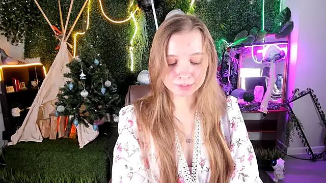 MayaSinabon online show from 12.15.24