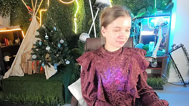 MayaSinabon online show from 12.22.24