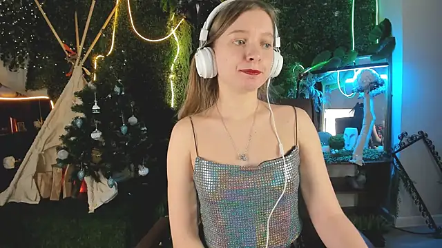 MayaSinabon online show from 12.24.24