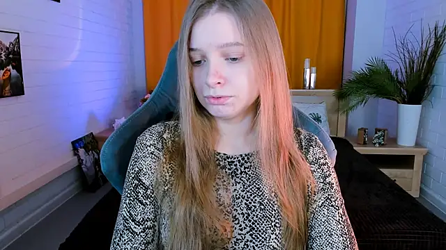 MayaSinabon online show from 01.26.25