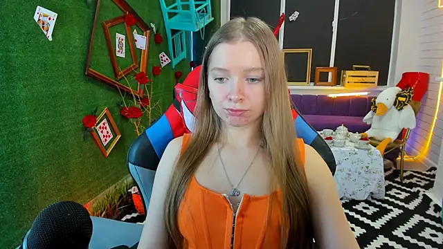 MayaSinabon online show from 02.12.25