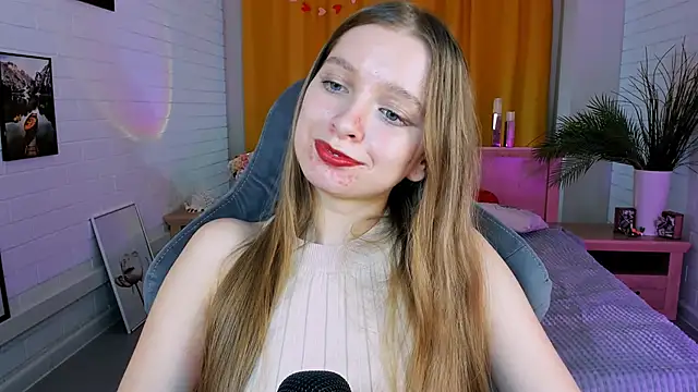 MayaSinabon online show from 02.19.25