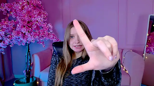 MayaSinabon online show from 02.25.25