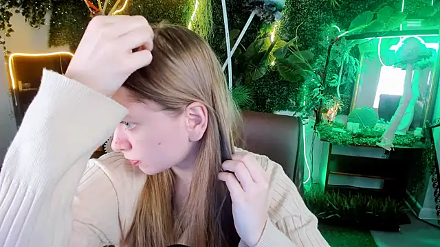 MayaSinabon online show from 03.15.25