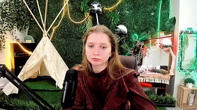 MayaSinabon online show from 10.14.25