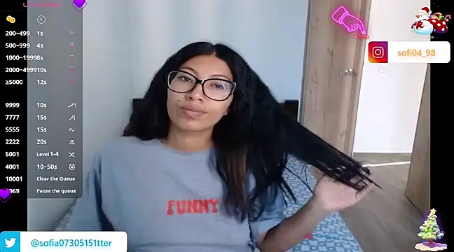 Snapshot of sofia_rosse4 chatting on 01.14.25 sofia rosse4 online show from 01.14.25