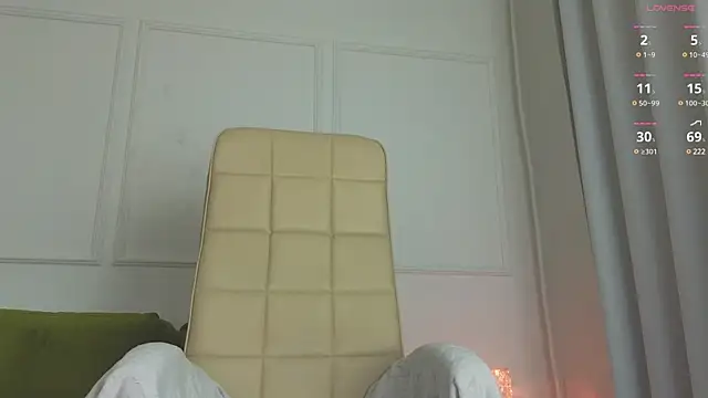 Snapshot of Sereta_Finn chatting on 12.06.24 Sereta Finn online show from 12.06.24