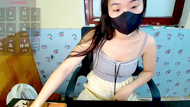   Saphia   online show from 04.02.26