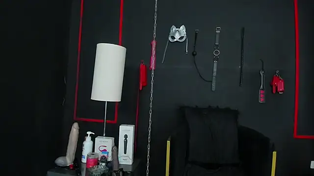 CharlotteScotte online show from 09.10.25