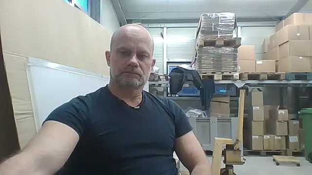 Snapshot of Boomerhun chatting on 02.14.26 Boomerhun online show from 02.14.26