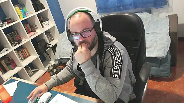 ravingr4d4 online show from 01.12.26