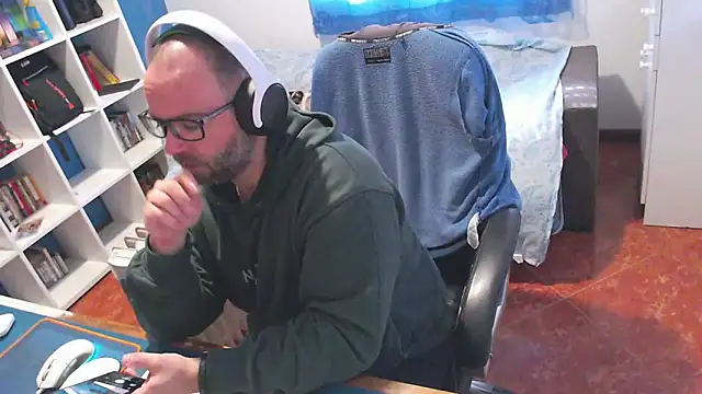 ravingr4d4 online show from 02.13.26