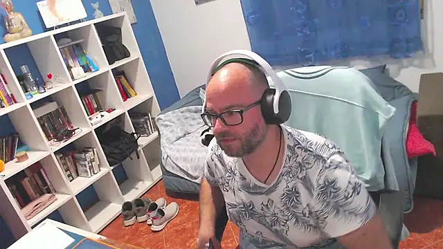 ravingr4d4 online show from 04.16.26