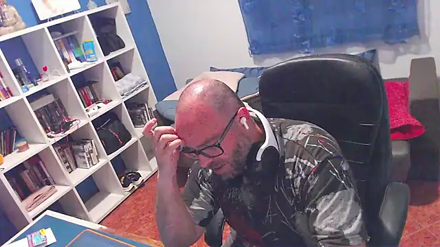 Snapshot of ravingr4d4 chatting on 04.18.26 ravingr4d4 online show from 04.18.26