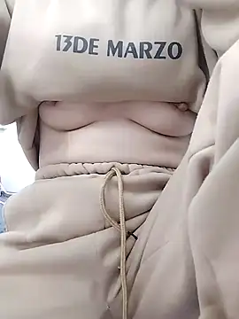 Snapshot of SweetGirl2k2 chatting on 01.29.25 SweetGirl2k2 online show from 01.29.25