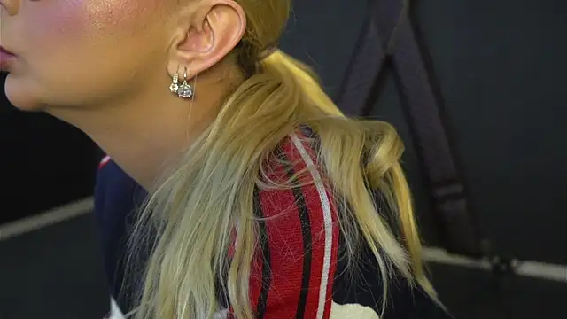 CelineConner online show from 03.14.26