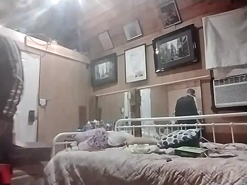 AlphaAlluring69 online show from 02.22.25