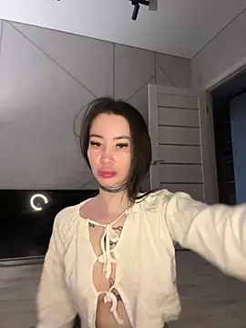 Yunasi online show from 03.06.25