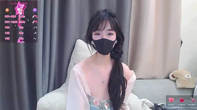 Snapshot of Duludulu_007 chatting on 02.06.25 Duludulu 007 online show from 02.06.25