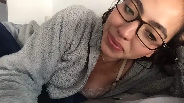 Sophi  a online show from 02.23.26