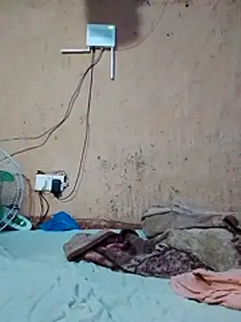 cute naimah online show from 02.23.26