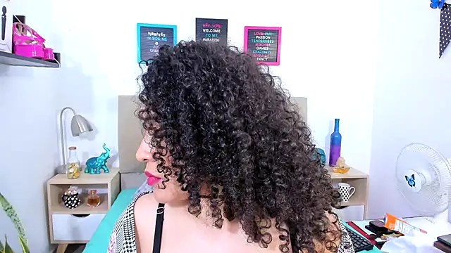 Zoe Gruber online show from 03.21.25