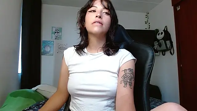 liisaxxx online show from 11.04.25