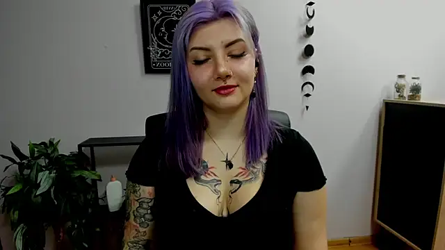 Snapshot of GabbiePerfect chatting on 12.08.24 GabbiePerfect online show from 12.08.24