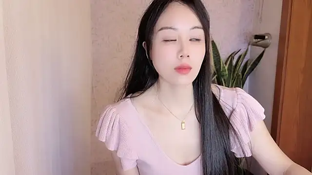 XIAOYU-a online show from 10.15.25