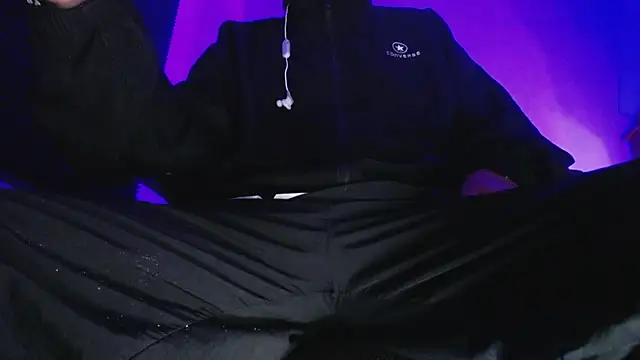 zacwatson  online show from 12.21.25