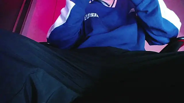 zacwatson  online show from 01.08.26