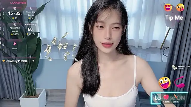 Aurora 99 online show from 10.18.25