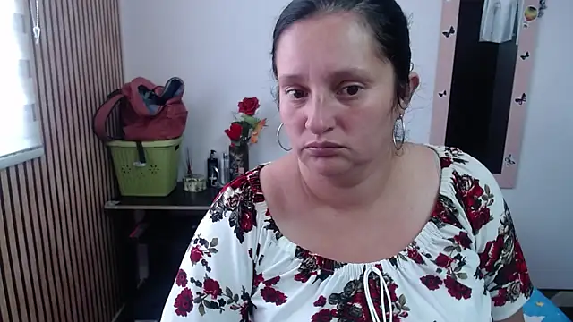 CristialJones  online show from 09.22.25