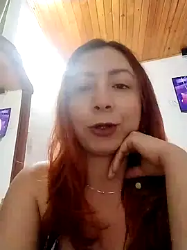 Snapshot of malusexy33 chatting on 01.26.25 malusexy33 online show from 01.26.25