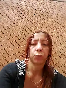 Snapshot of malusexy33 chatting on 11.17.25 malusexy33 online show from 11.17.25