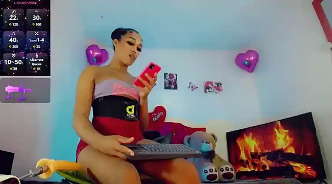 Snapshot of _ChanellR_ chatting on 01.23.25  ChanellR  online show from 01.23.25