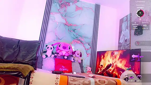 Snapshot of _ChanellR_ chatting on 09.16.25  ChanellR  online show from 09.16.25