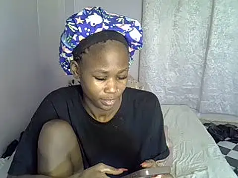 Snapshot of SexxyTerry chatting on 01.19.25 SexxyTerry online show from 01.19.25