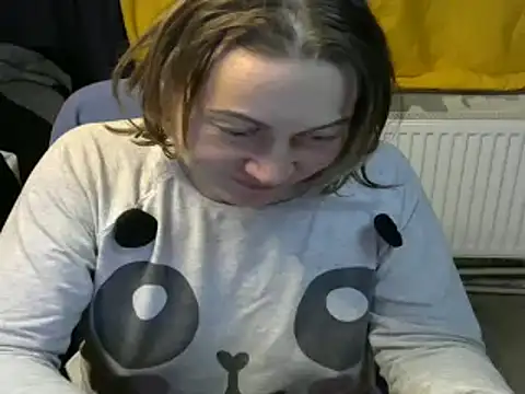 Snapshot of wLESLYMOSw chatting on 12.09.24 wLESLYMOSw online show from 12.09.24