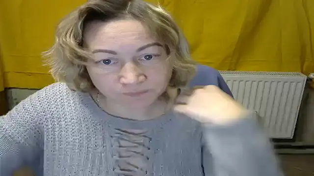 Snapshot of wLESLYMOSw chatting on 02.12.25 wLESLYMOSw online show from 02.12.25